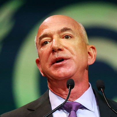 Không sao kê, không nói chuyện qua lại, Jeff Bezos vừa bán 2 tỷ USD cổ phiếu Amazon để ‘cứu thế giới’