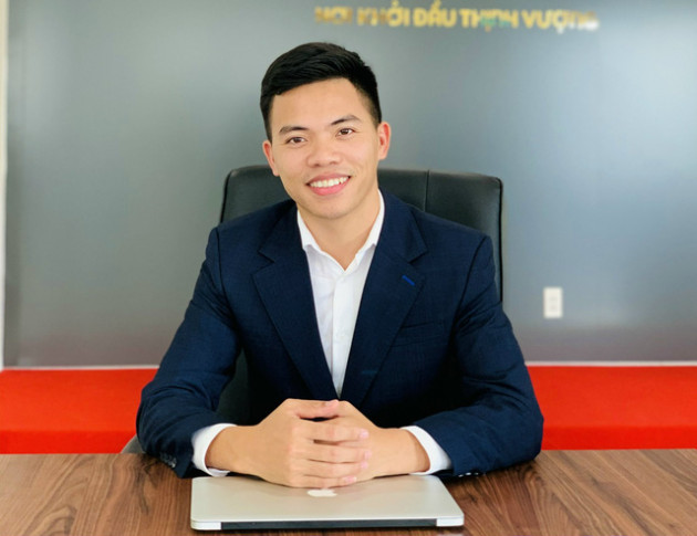 Kiếm hàng chục tỷ đồng từ đầu tư BĐS, môi giới kỳ cựu này kể: Từng bán trượt 3 căn biệt thự, mất một giao dịch chỉ vì điện thoại không có nổi 20.000 đồng - Ảnh 1.
