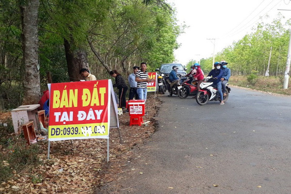 Kiểm soát bộ ba tạo vòng xoáy giá đất: Điểm trúng huyệt, tiếp tục thực hiện dài hạn - Ảnh 2.