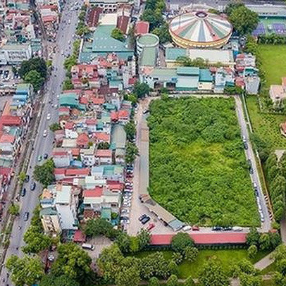 Kiểm tra bãi xe lậu trên khu đất 10.000m2 giữa Thủ đô