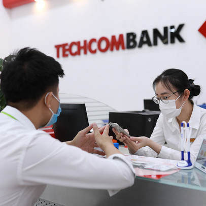 Lãi suất huy động kỳ hạn dài giảm, dự báo không tăng từ nay đến cuối năm