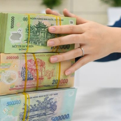 Lãi suất ngày 4/3: Những ngân hàng nào còn áp dụng mức 9,5% cho kỳ hạn 12 tháng?