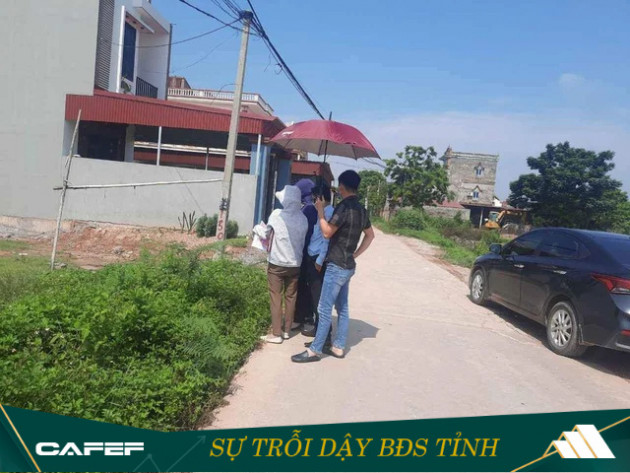 Làng quê “dậy sóng” vì liên tục sốt đất, 2 năm đã tăng gấp 4 lần - Ảnh 1.