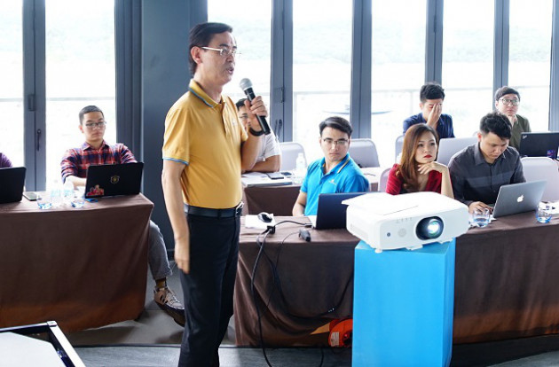 Lãnh đạo Vietnam Airlines: Tháng 8 có thể hết tiền