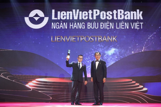 LienVietPostBank nhận giải thưởng Doanh nghiệp xuất sắc Châu Á 2022 - Ảnh 1.