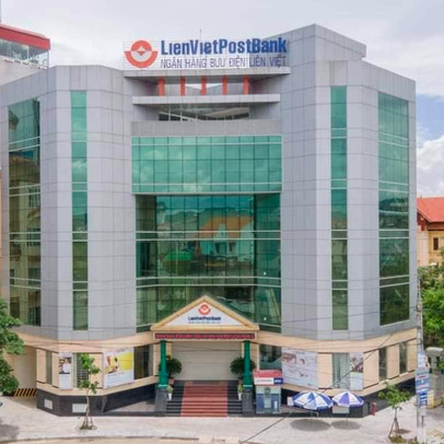 LienVietPostBank sẽ là ngân hàng đầu tiên được HoSE chấp thuận chuyển sàn trong năm 2020?