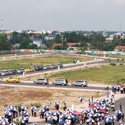 Loại bỏ "đầu cơ", phát triển thị trường bất động sản