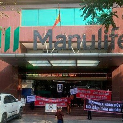 Manulife lên tiếng vụ gửi tiền SCB thành mua bảo hiểm: "Không khoan nhượng cho bất cứ hành vi sai trái hoặc gian lận nào"