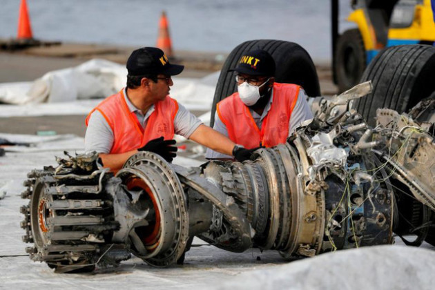 Máy bay Indonesia chở 189 người lao xuống biển: Thông tin điều tra mới nhất