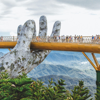 Mê mẫn với dự án cây cầu vàng trên đỉnh Bà Nà, không thua kém cầu treo Langkawi Sky (Malaysia)