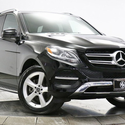 Mercedes-Benz Việt Nam triệu hồi gần 5.000 xe GLC vì lỗi đai an toàn