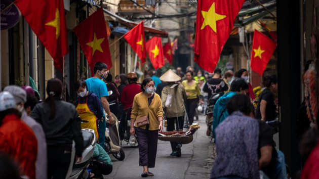 Mổ xẻ những điểm thú vị về sự thay đổi trong hành vi tiêu dùng người Việt thời kinh tế giãn cách - Ảnh 1.