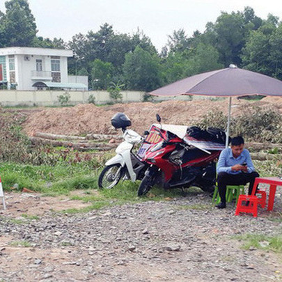 Môi giới “tay ngang” kể chuyện “tay không bắt giặc”, kiếm tiền tỷ nhờ cơn sốt đất nền