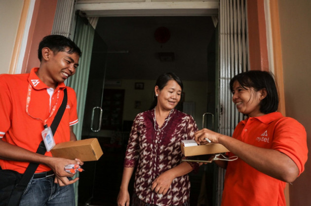 Môi trường làm việc nhiều thách thức của Viettel thu hút nhân sự sở tại Myanmar - Ảnh 1.