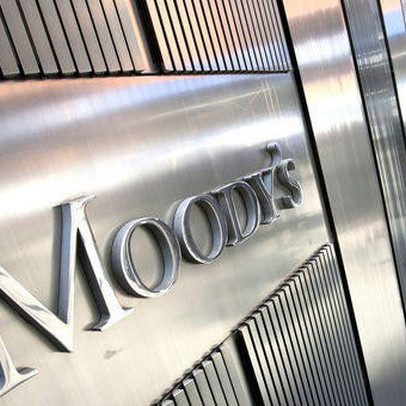 Moody’s xem xét hạ tín nhiệm của 17 ngân hàng Việt Nam