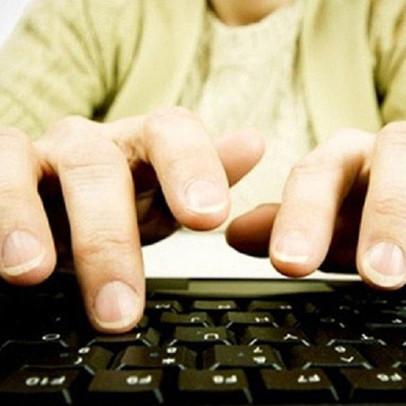 Một cá nhân bị xử phạt gần trăm triệu đồng do thực hiện hàng loạt giao dịch "chui" cổ phiếu VNH