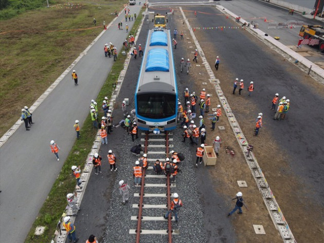 Một đại gia bất động sản muốn đầu tư vào tuyến đường sắt cao tốc lớn nhất miền Tây - Ảnh 1.