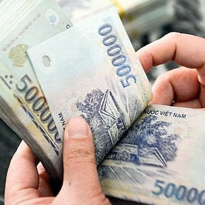 Một ngân hàng cho vay ưu đãi theo lương tới 2 tỷ đồng, lãi suất cố định chỉ 1,33%/tháng