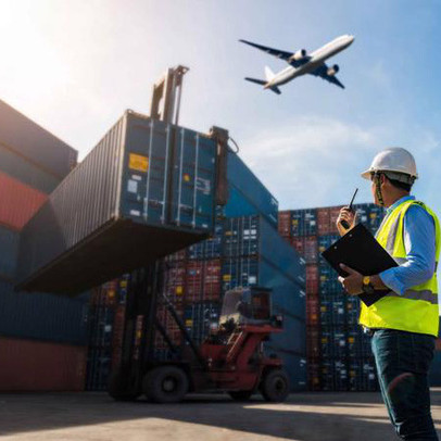 Mức lương vị trí quản lý logistics ở Việt Nam hiện tại đang là bao nhiêu?