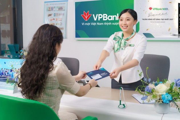 Mừng sinh nhật 1 tuổi, VPBank Prime tung cơn mưa quà tặng tới khách hàng - Ảnh 1. Mừng sinh nhật 1 tuổi, VPBank Prime tung cơn mưa quà tặng tới khách hàng - Ảnh 1.