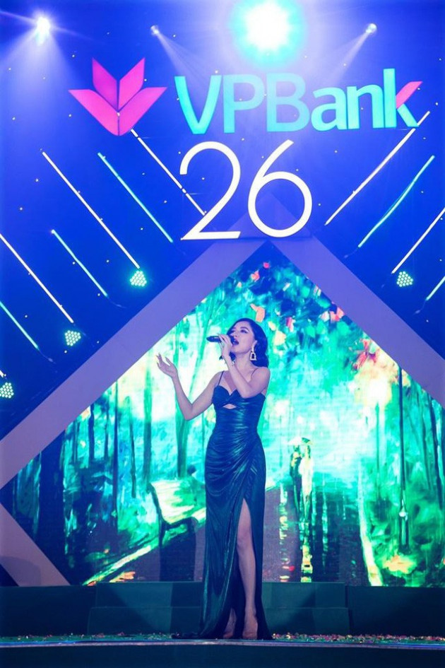 Mừng tuổi 26, VPBank “nói lời tri ân” tới hàng nghìn cha mẹ CBNV - Ảnh 2.