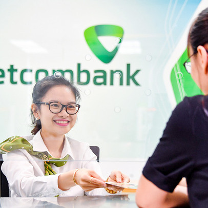 Muốn làm giao dịch viên, kế toán Vietcombank: Phải tốt nghiệp ĐH chính quy ở trường có tiếng về kinh tế tài chính