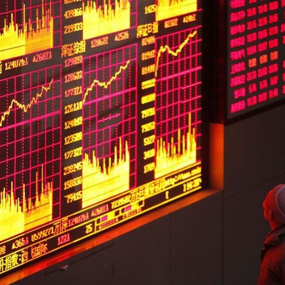 Mỹ - Trung Quốc trả đũa lẫn nhau, Dow Jones tương lai giảm mạnh