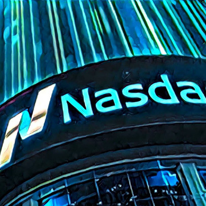 Nasdaq giảm nhẹ, IBM tăng trước giờ mở cửa