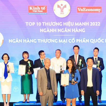 NCB lọt top 10 thương hiệu mạnh – ngành ngân hàng 2022 do VnEconomy bình chọn