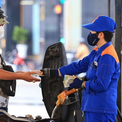 Nên nâng cấp quỹ xăng dầu quốc gia thành quỹ an ninh năng lượng