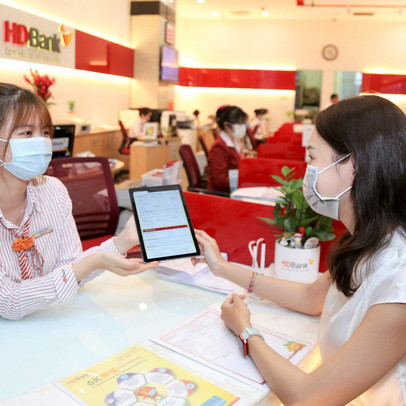 Ngân hàng chuyển đổi vận hành để phục vụ khách hàng tốt hơn