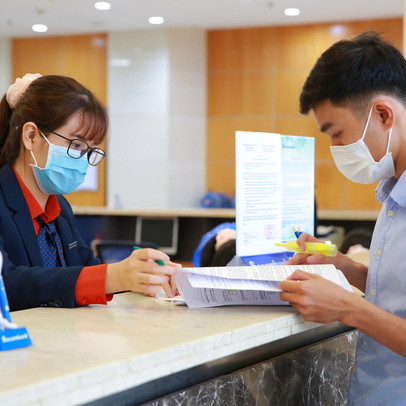 Ngân hàng đầu tiên thông báo giảm lãi suất cho vay sau "vận động" từ NHNN