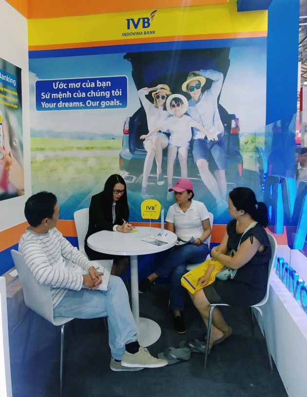 Ngân hàng Indovina tham gia triển lãm Vietnam Motorshow 2018 - Ảnh 2.
