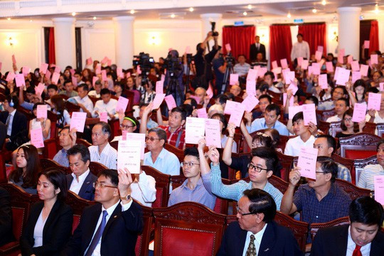 Ngân hàng mạnh tay tăng vốn