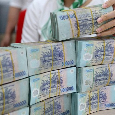 Ngân hàng Nhà nước hút ròng gần 55.000 tỷ trong tuần qua, lãi suất liên ngân hàng tăng trở lại vùng 5%