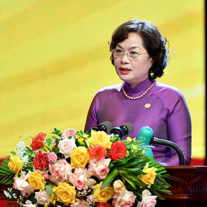 Ngân hàng Nhà nước nhận Huân chương Lao động hạng Nhất