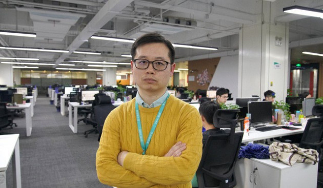 Nghề đang hot ở Trung Quốc: ‘Lao công’ online căng mắt xem livestream để dọn dẹp nội dung xấu, từ hút thuốc, xăm trổ đến ăn mặc mát mẻ - Ảnh 2.