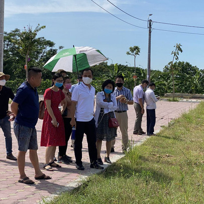 “Ngon ăn” như đất đấu giá: Vừa đấu giá thành công đã rao bán lời hàng trăm triệu mỗi lô