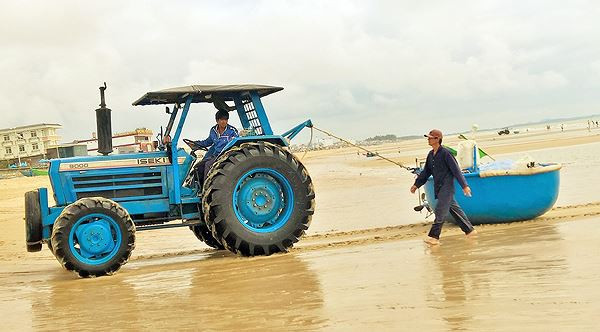 Ngư dân Vũng Tàu trúng đậm lộc biển đầu năm - Ảnh 5.