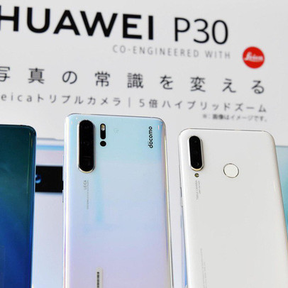 Người dùng châu Á có nên lo sợ trước cuộc chiến của Trump với Huawei?