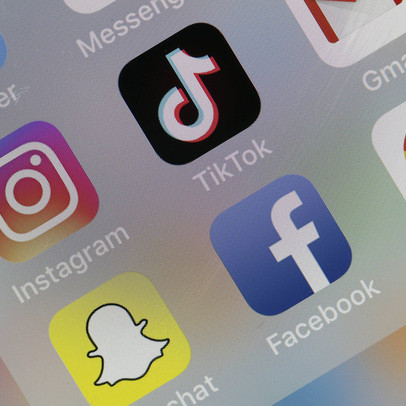 Người dùng Việt Nam chi tiền "mạnh tay" cho nền tảng nào hơn: Facebook hay TikTok?