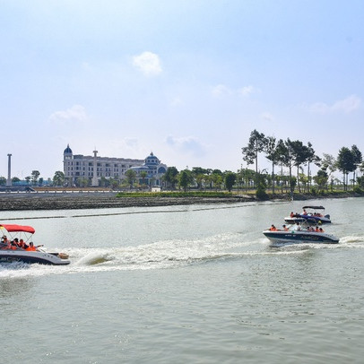 Nhà đầu tư bất ngờ khi trải nghiệm khu đô thị sinh thái Aqua City