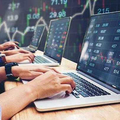 Nhà đầu tư nước ngoài gom mạnh nhiều cổ phiếu ngân hàng