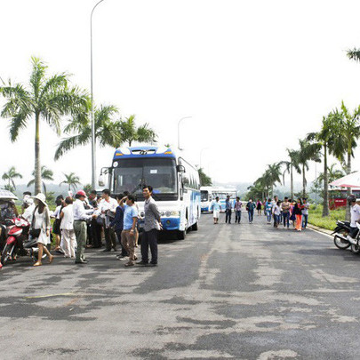 Nhà đầu tư Sài Gòn ồ ạt về tỉnh lẻ “săn đất”, chạy theo đám đông ôm hàng “thổi giá”