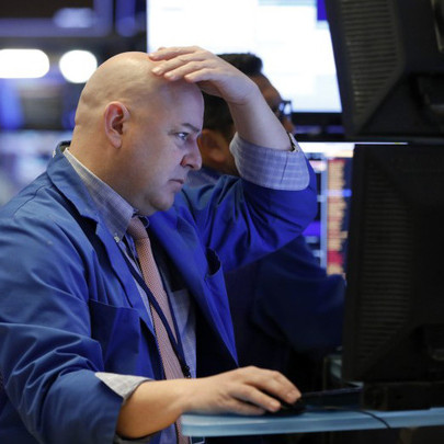 Nhà đầu tư tháo chạy khỏi cổ phiếu công nghệ, Nasdaq có tuần tồi tệ nhất kể từ tháng 3
