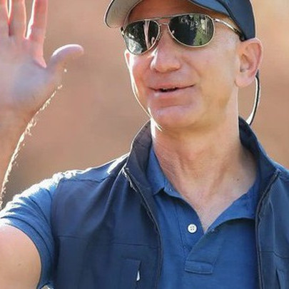 Nhà "không có gì ngoài tiền" thì chơi thế nào: Jeff Bezos, Mark Zuckerberg, Larry Ellison đua nhau mua đất Hawaii để nghỉ mát