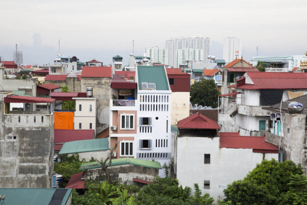 Nhà ống trong ngõ nhỏ Hà Nội đẹp mãn nhãn khi xuất hiện trên báo Tây - Ảnh 1.