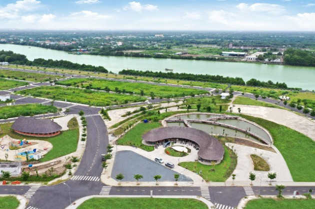 Nhà phố vườn ven sông Saigon Riverpark ra sổ đỏ đúng tiến độ - Ảnh 1.