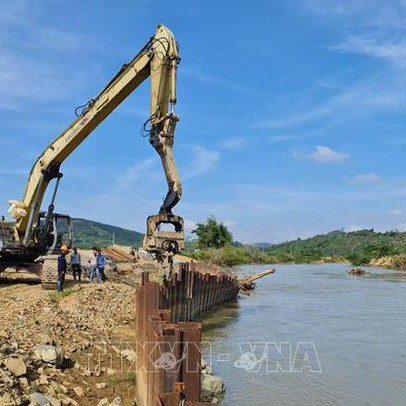 Nhà thầu tạm ứng 100% vốn, công trình trọng điểm vẫn chậm tiến độ