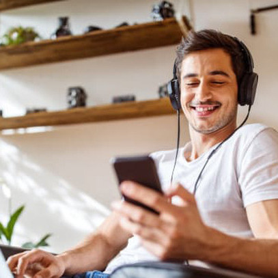 Nhận được hỗ trợ từ chính phủ thì làm gì: Thay vì thanh toán hóa đơn dịch vụ hay tiết kiệm, người Mỹ đổ xô đi bắt đáy cổ phiếu